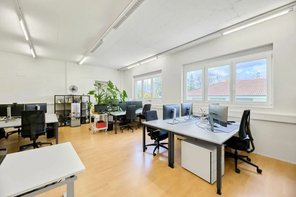 Vielseitige Gewerbeimmobilie in Oftringen – Foto 10 von 30
