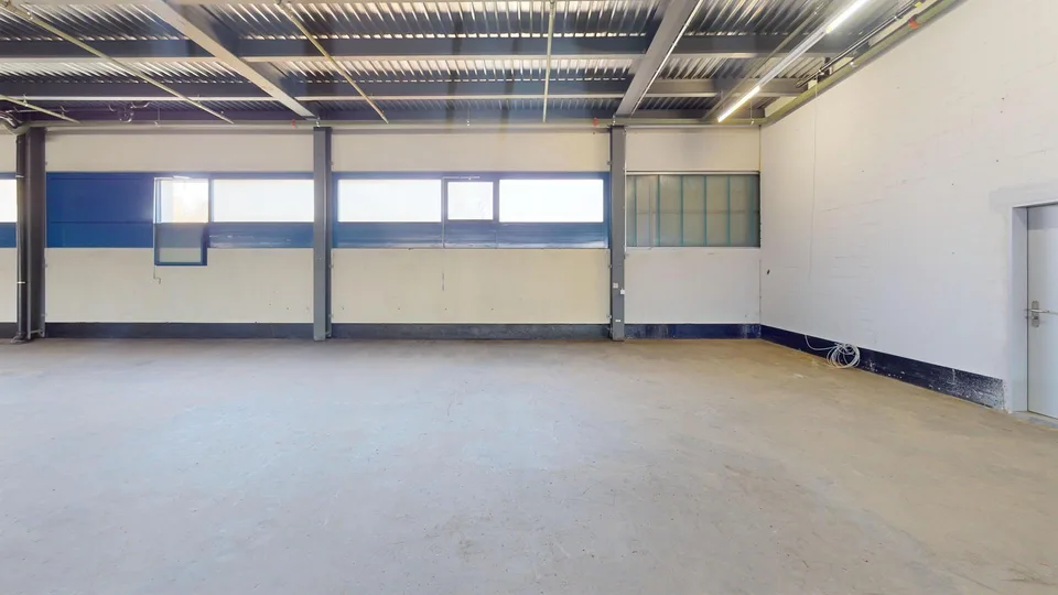 Grosszügige Lagerfläche (ca. 830 m2) im 2. Obergeschoss – foto 8 di 9