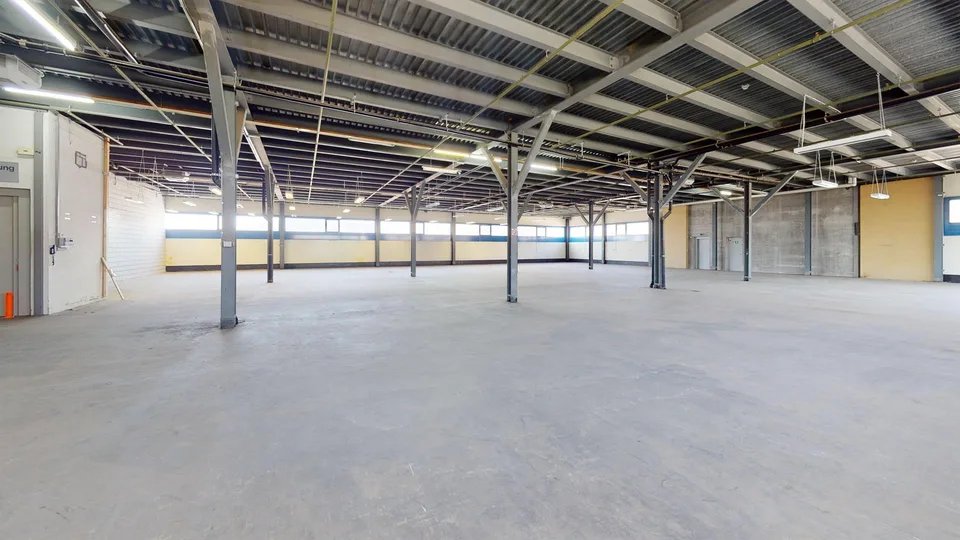 Grosszügige Lagerfläche (ca. 830 m2) im 2. Obergeschoss – foto 6 di 9