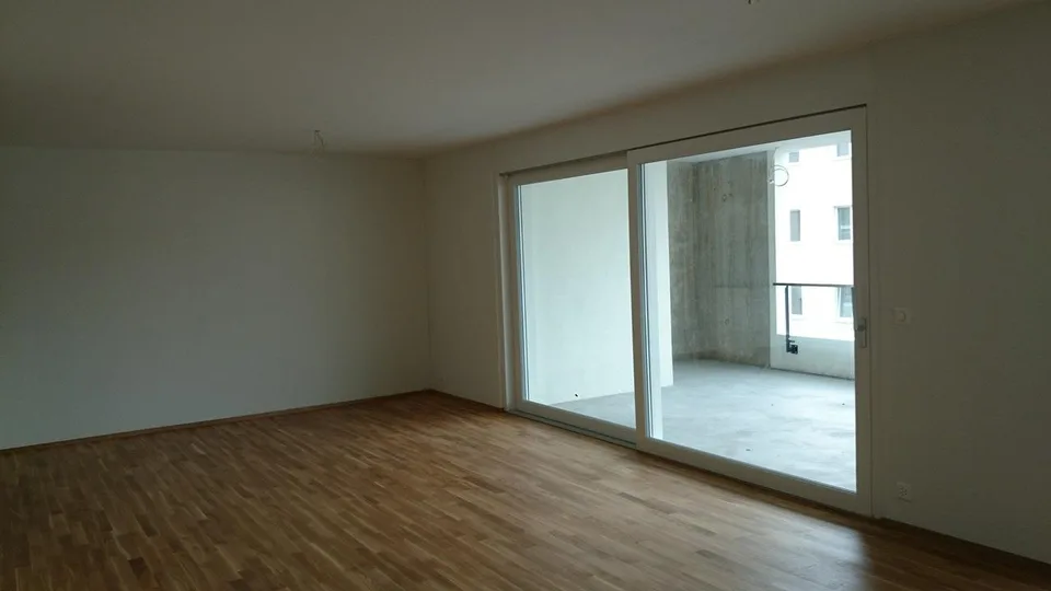 IHR NEUES ZUHAUSE: 2.5-Zimmerwohnung im Erdgeschoss