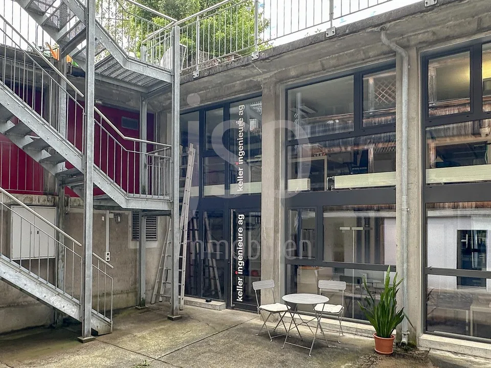 Aussergewöhnliche Arbeitsräume für Büro oder stilles Gewerbe