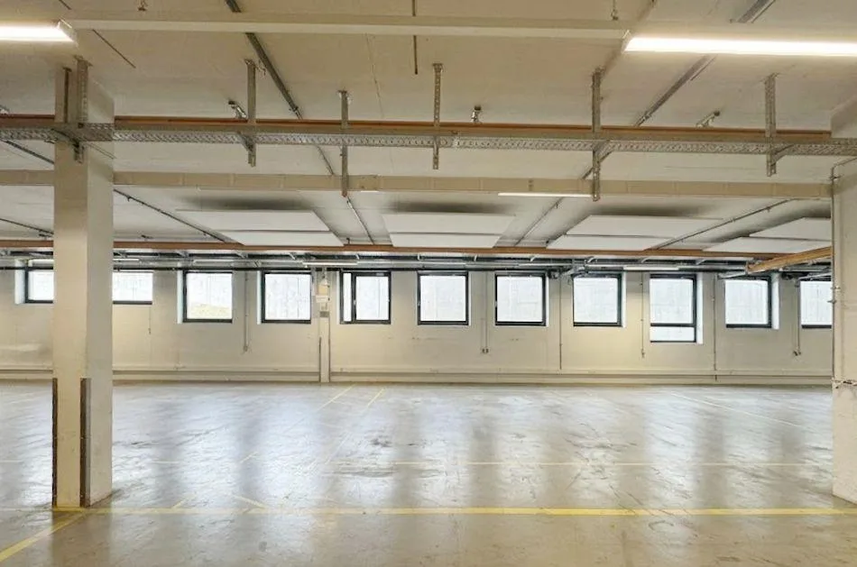 867m² - Gewerbe-, Produktions- oder Lagerfläche mit optimaler Anlie...