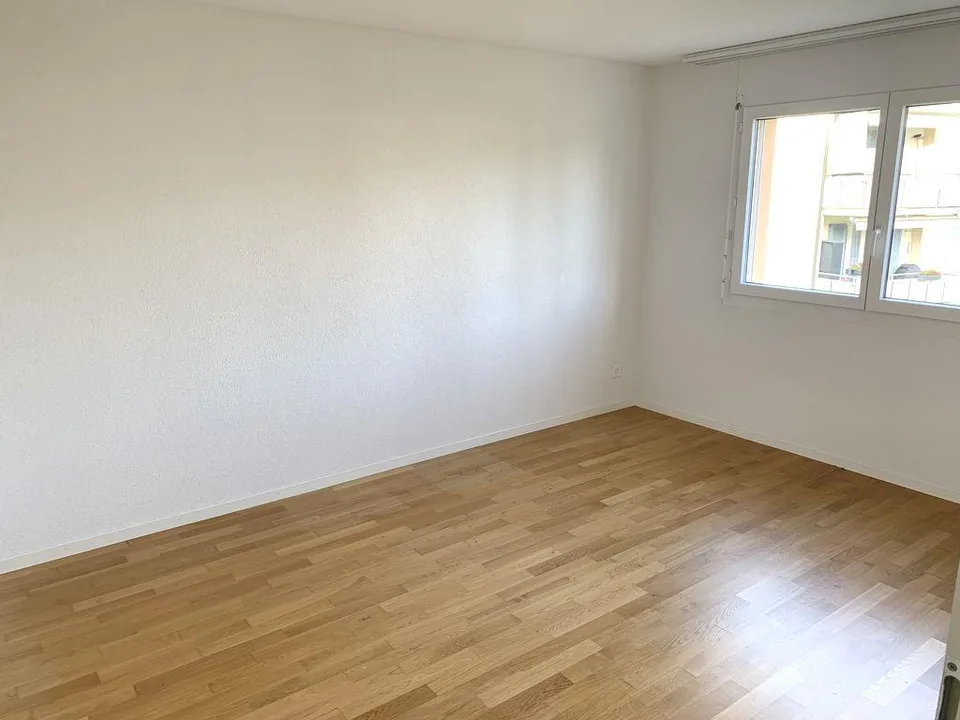 Lichtdurchflutete Wohnung an ruhiger Lage