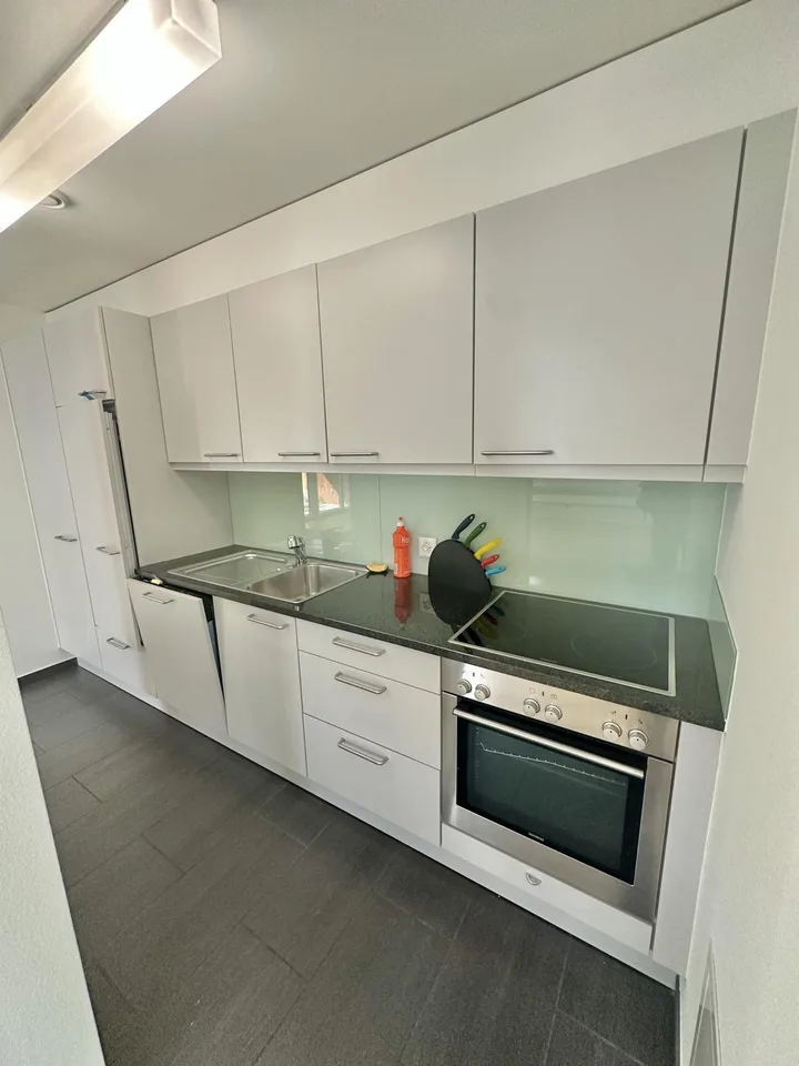 Helle Gewerbe- / Praxisfläche 78 m² an bester Lage in Pfeffingen – Foto 6 von 7