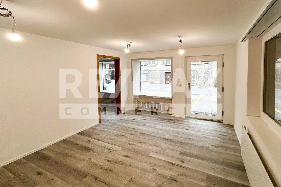 Neu renovierter Verkaufsraum oder Büro in Zizers