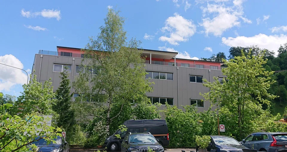 Optimale Verkehrslage, attraktiv, lichtdurchflutet