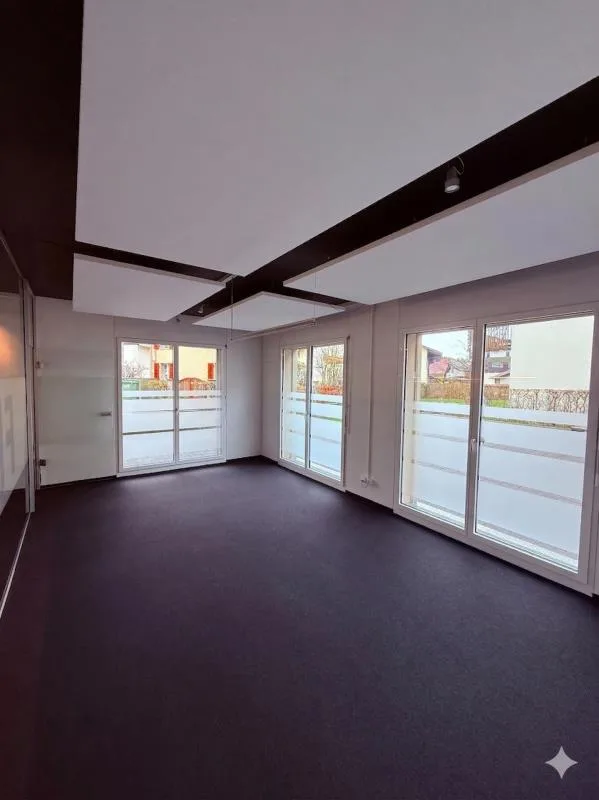 Hochwertig ausgebaute Bürofläche an zentraler Lage - sofort bezugsb...