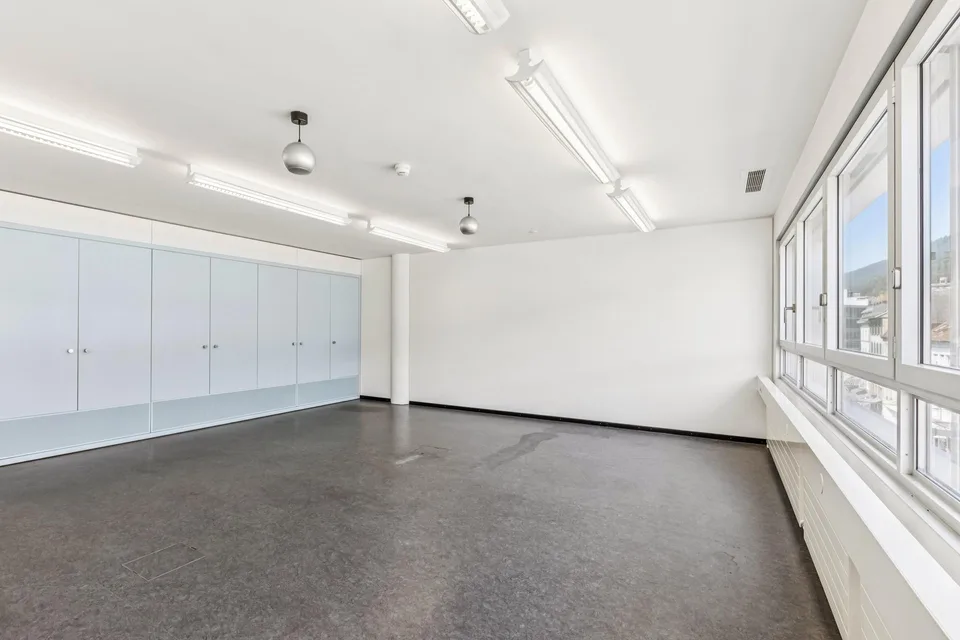 Gewerbe in Biel/Bienne – foto 6 di 7