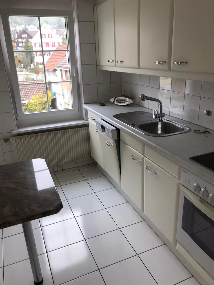 Schöne, zentral gelegene 3.5-Zimmer-Wohnung zu vermieten