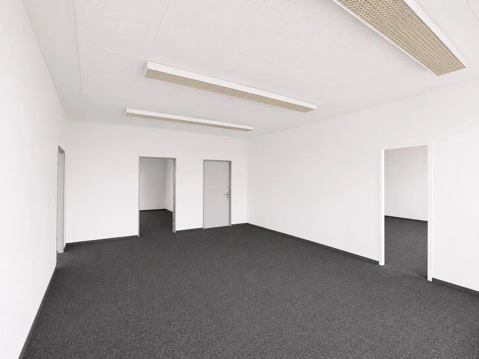 125 m² Bürofläche mit 4 Büroräumen in Regensdorf!