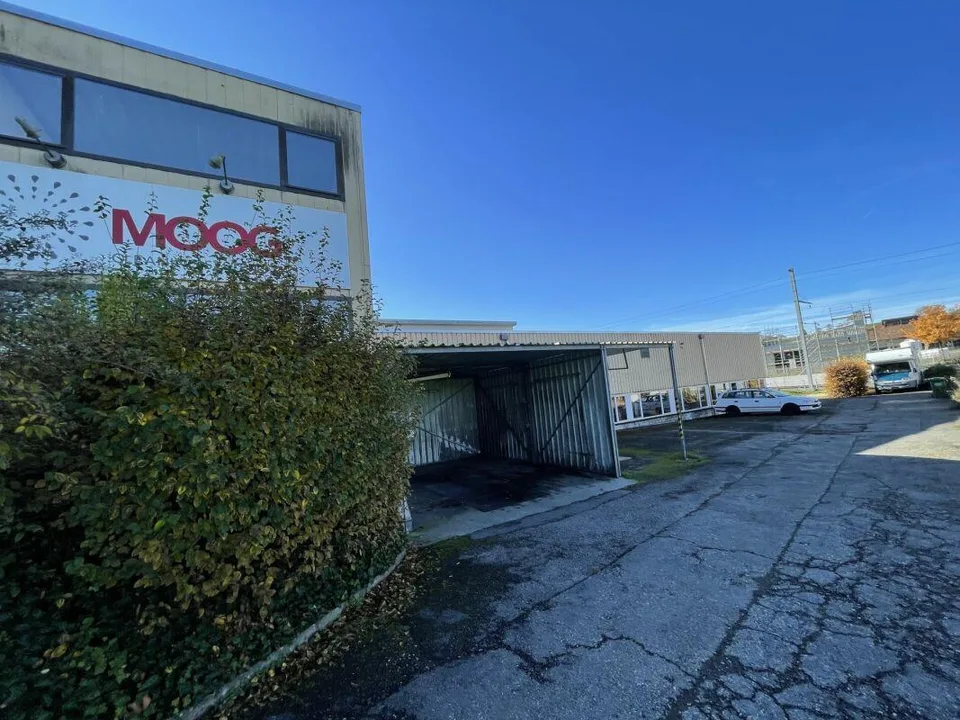 Gewerbe- und Industrieliegenschaft in Worb