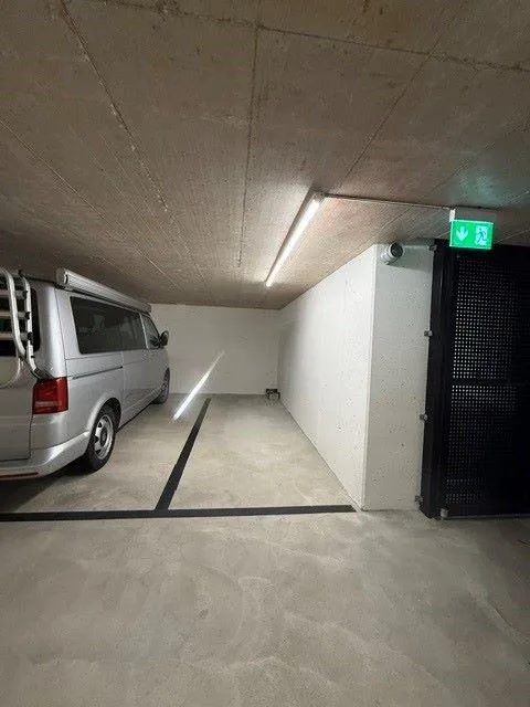 Motorrad Parkplatz in Wollishofen zu vermieten