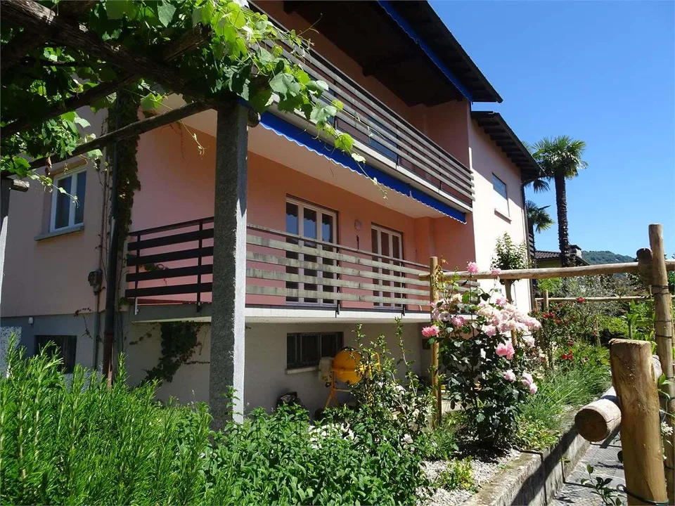 Comano - Splendido e Grande 5 Locali in Casa bifamiliare con Giardino