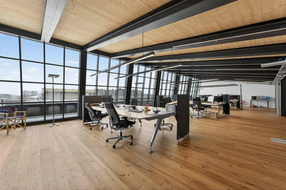 Moderne ausgebaute Büroflächen in repräsentativem Bürogebäude