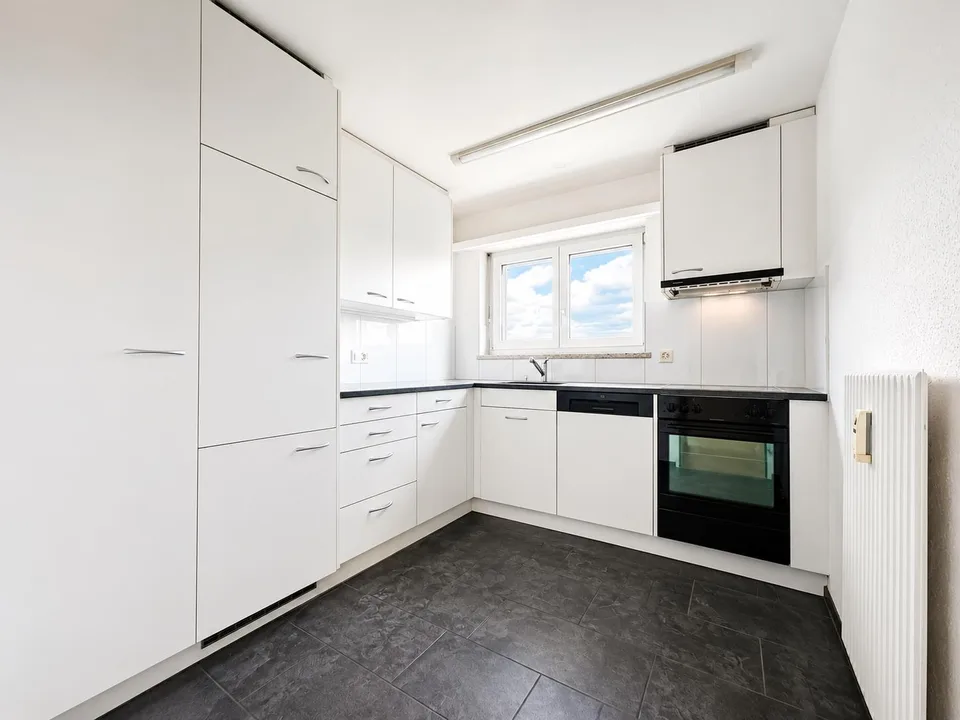 Helle 5.5 Zimmer-Attikawohnung mit Traumterrasse zu vermieten!
