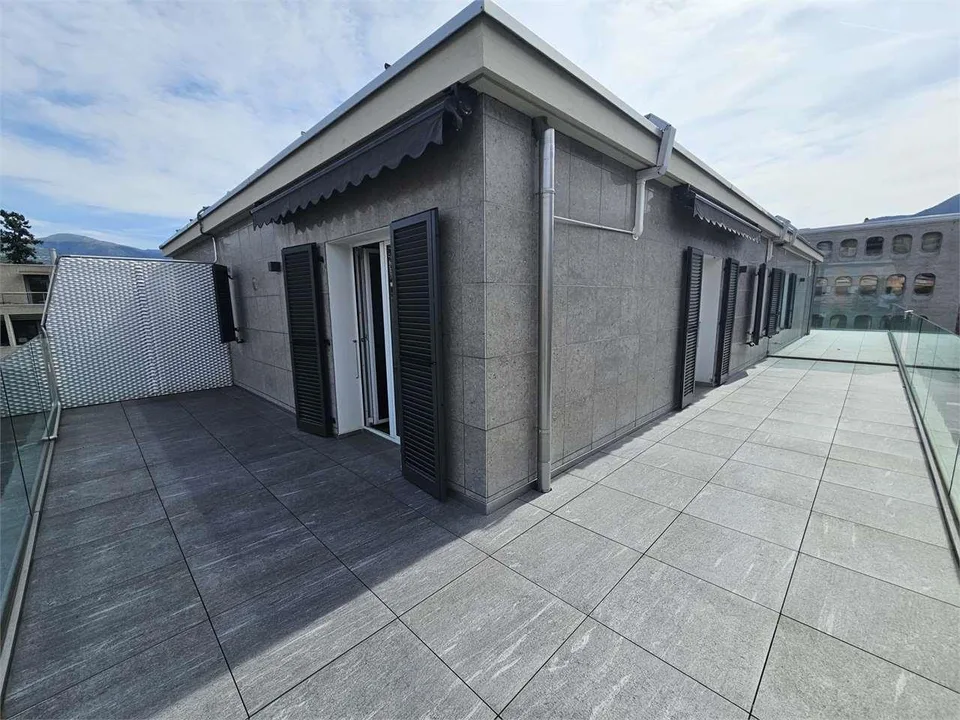 Lugano centro, affitto ufficio di 2.5 locali