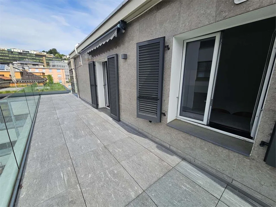 Lugano centro, affitto ufficio di 2.5 locali