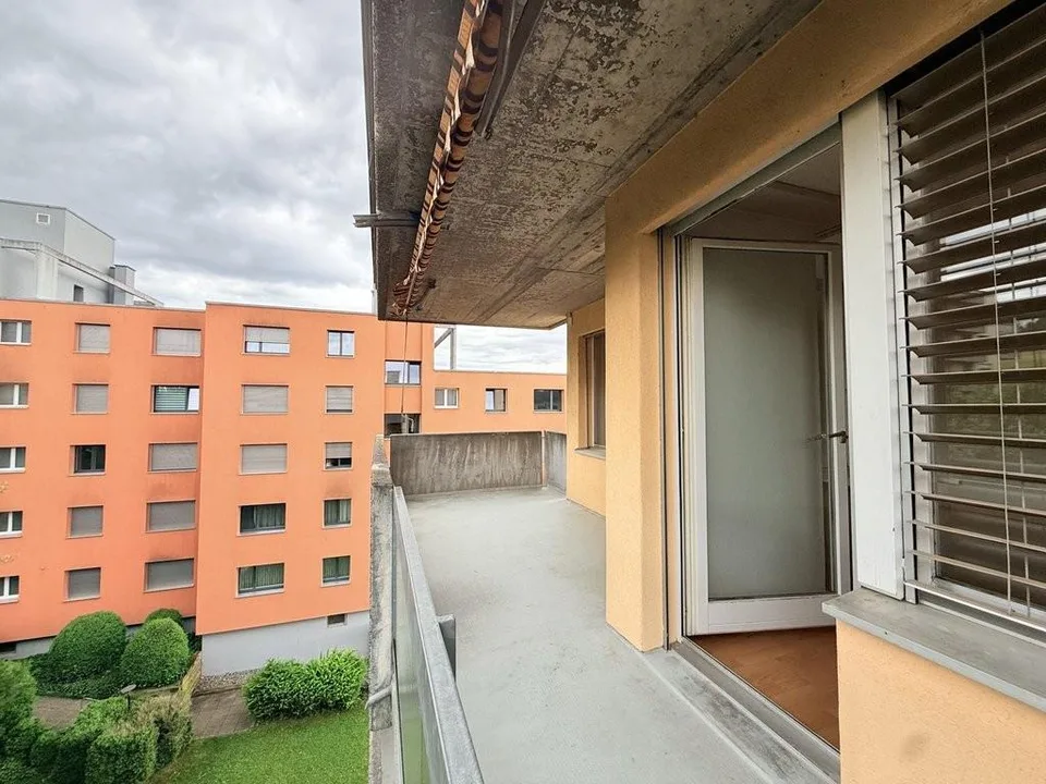 Grosszügige Familienwohnung