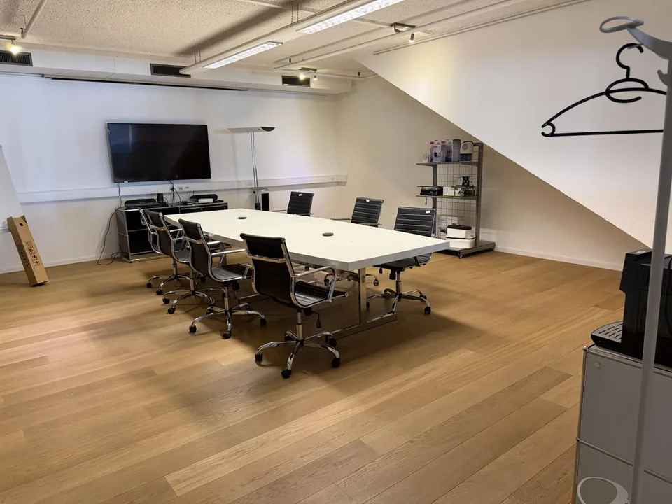 Grosszügige, helle Büroflächen