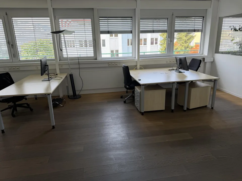 Grosszügige, helle Büroflächen
