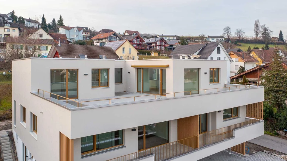 Wohnen wie im Einfamilienhaus mit Gartenfläche