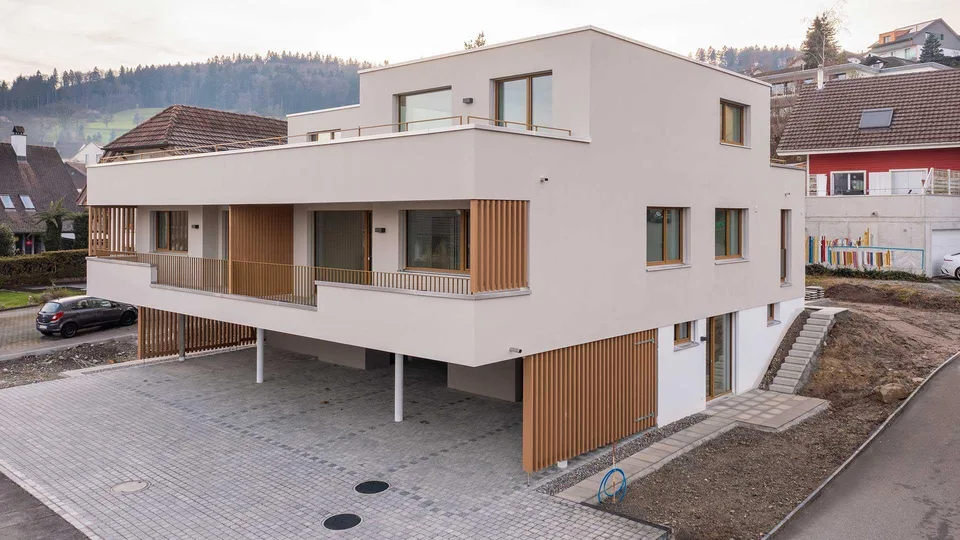 Wohnen wie im Einfamilienhaus mit Gartenfläche