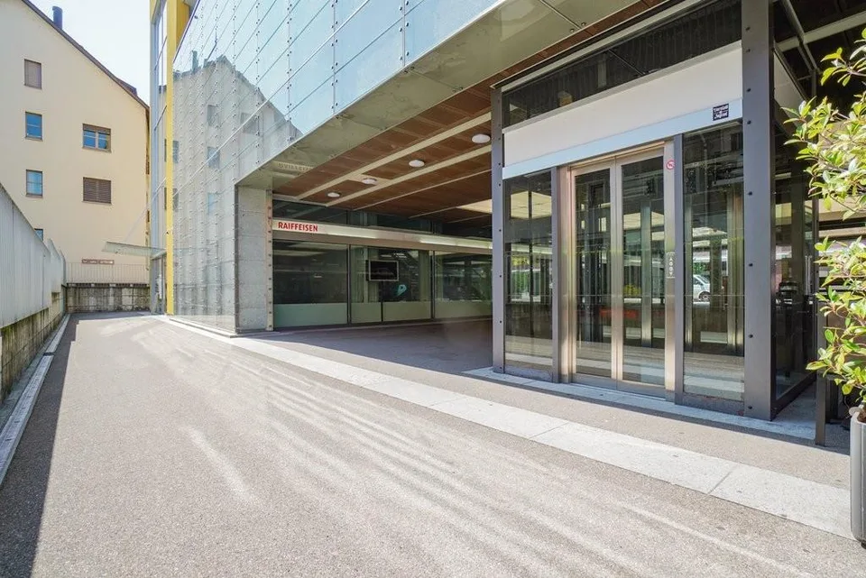 316 m2 Gewerbe- / Praxisfläche im Inside Dübendorf