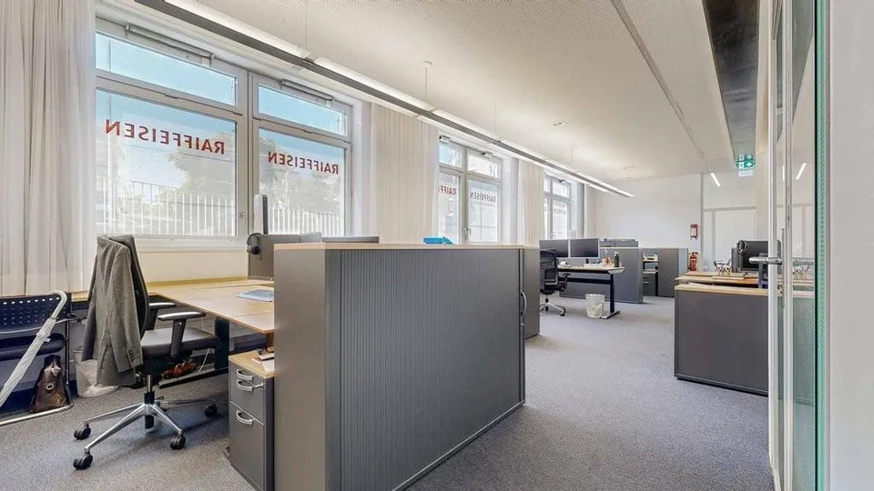 Lichtdurchflutetes Büro im Businessquartier Dübendorf – foto 12 di 12