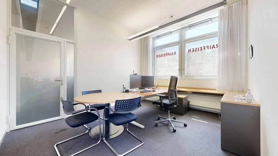 Lichtdurchflutetes Büro im Businessquartier Dübendorf – foto 8 di 12