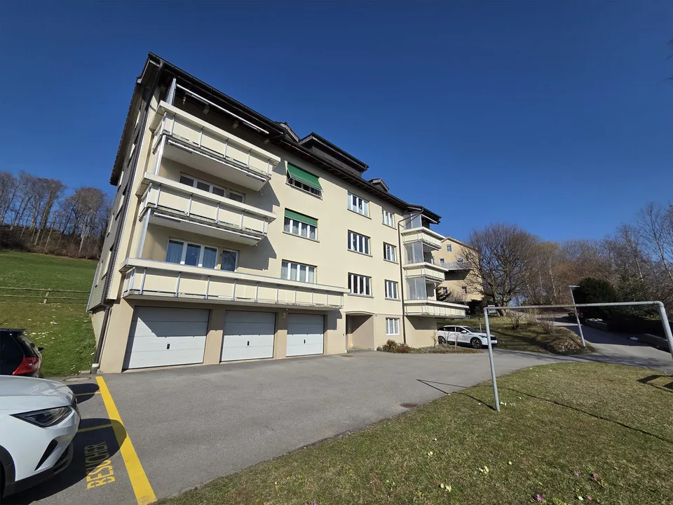 Helle 4-Zimmerwohnung mit Balkon in Teufen - frisch gestrichen! – Foto 10 von 10