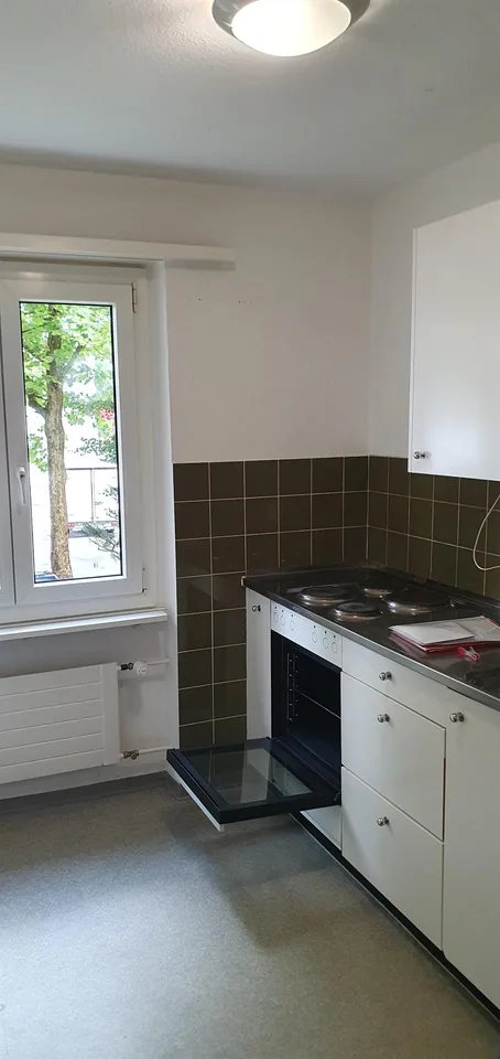 Befristet wohnen mit Weitblick in Spreitenbach!