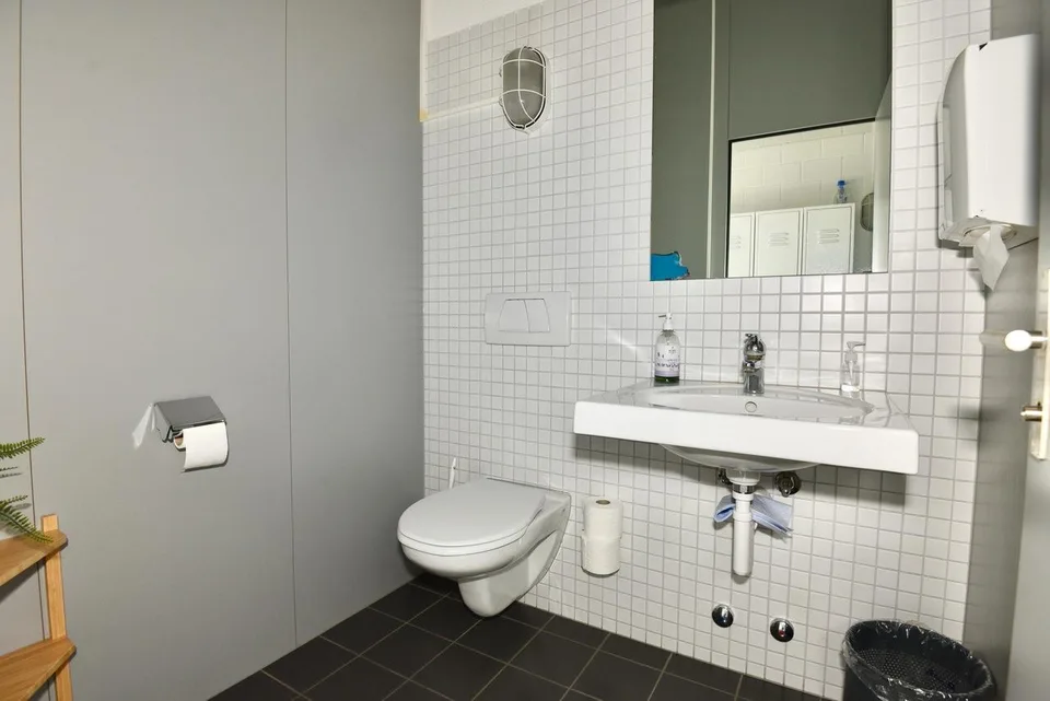 Moderne, voll ausgebaute Büroräumlichkeiten (260 m2) – photo 7 of 10