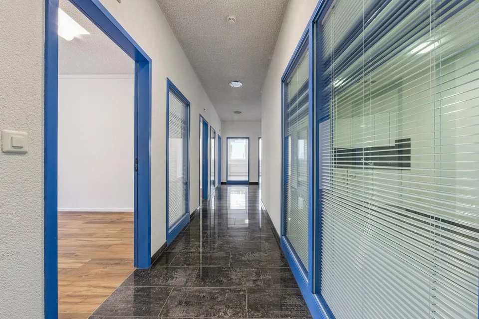 Einziehen statt ausbauen: Bürofläche zwischen Zürich & Basel – foto 10 di 13