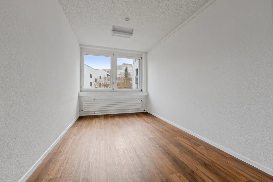Einziehen statt ausbauen: Bürofläche zwischen Zürich & Basel – foto 6 di 13