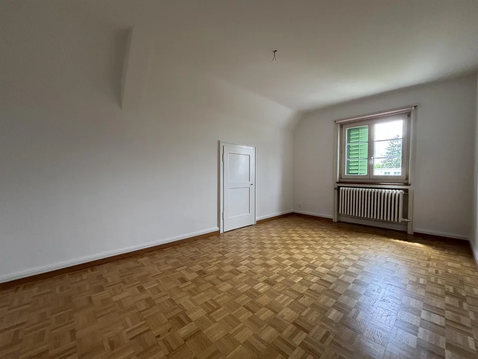 5.5 Zimmerwohnung in schöner Villa – Foto 9 von 12