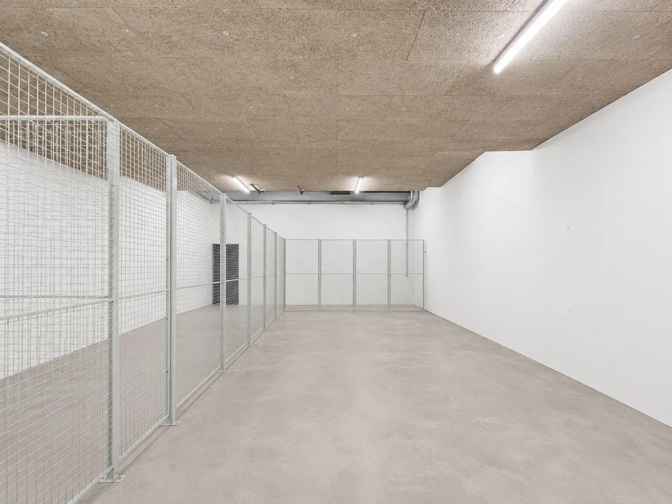 "Hohe Lagerflächen im Untergeschoss in Root! - jetzt ab 50 m²"