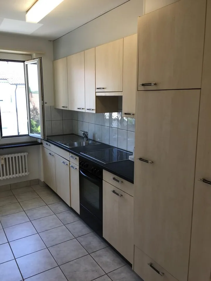 Schöne 3.5-Zimmerwohnung gegenüber Coop Bäregg