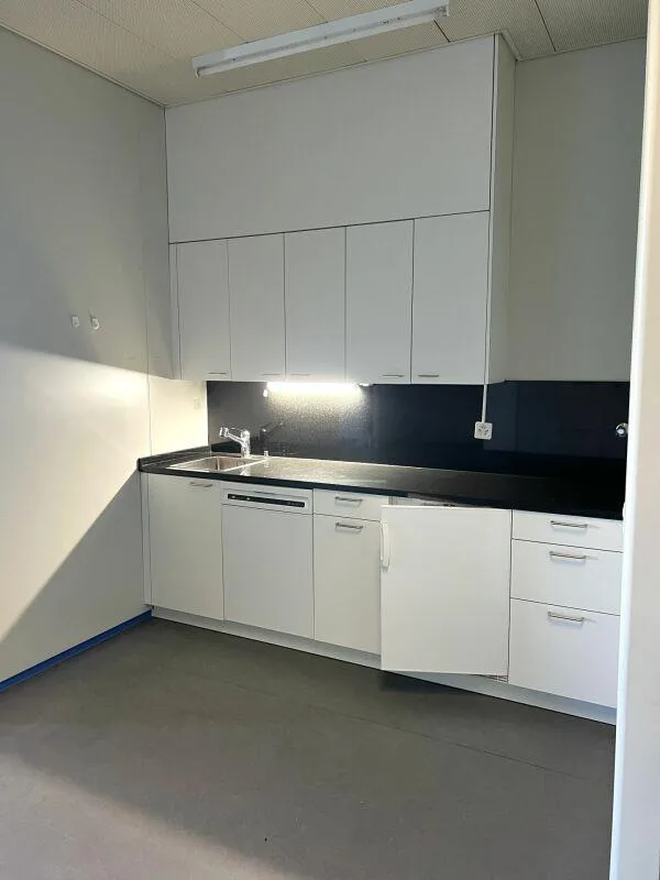 Flexible Gewerbefläche zu vermieten