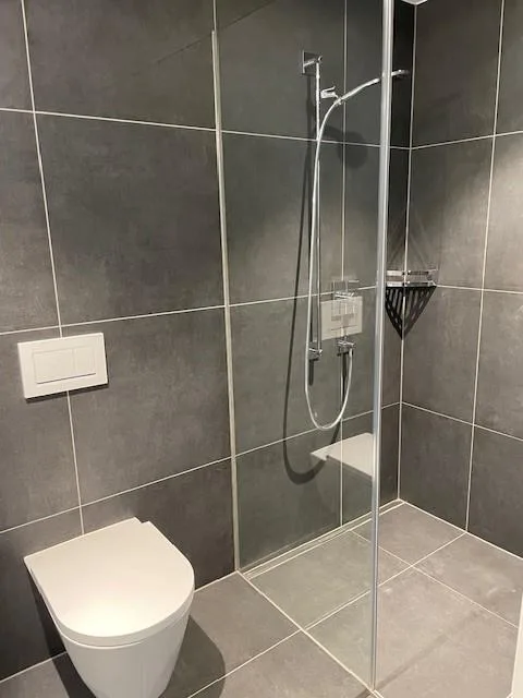 Atelier inkl. Dusche/WC ca. 42m2 zu vermieten