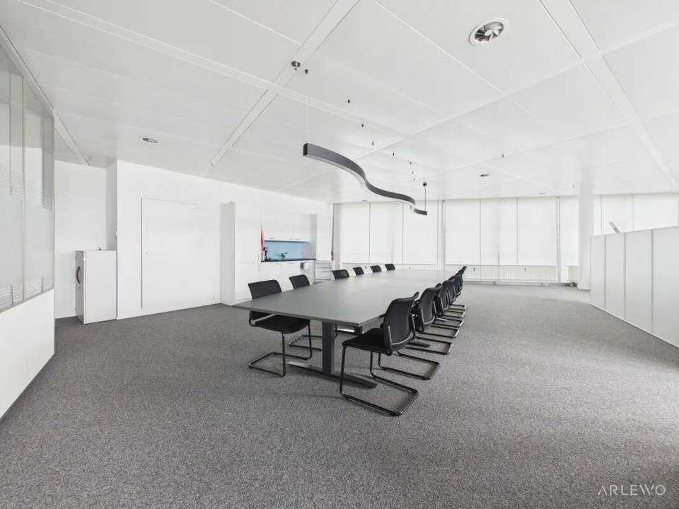 Helle und praktische Bürofläche in Autobahnnähe – Foto 6 von 8