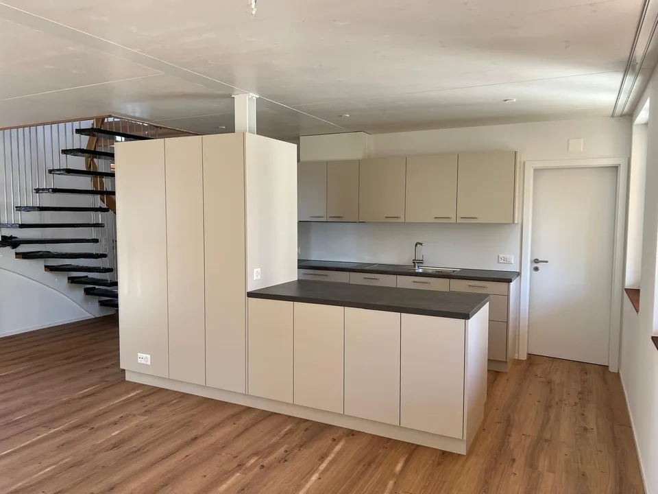 Duplex Wohnung mit Alpensicht