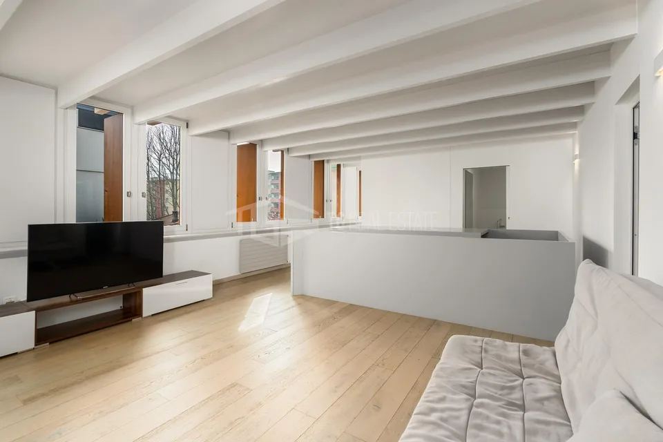 DUPLEX DI 4.5 LOCALI COMPLETAMENTE AMMOBILIATO