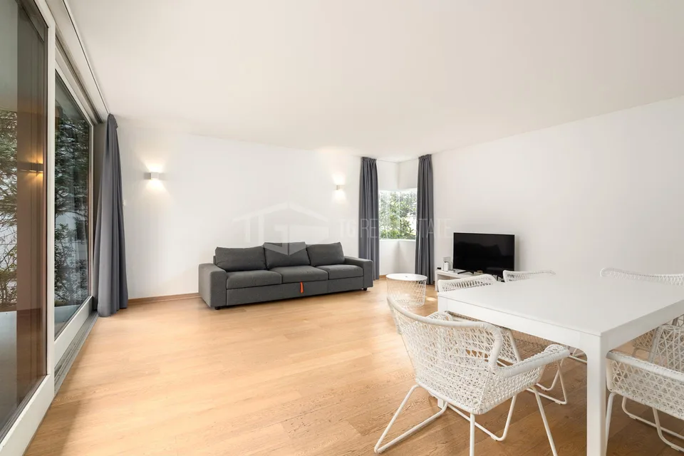 ACCOGLIENTE 2.5 LOCALI CON AMPIA TERRAZZA E GIARDINO