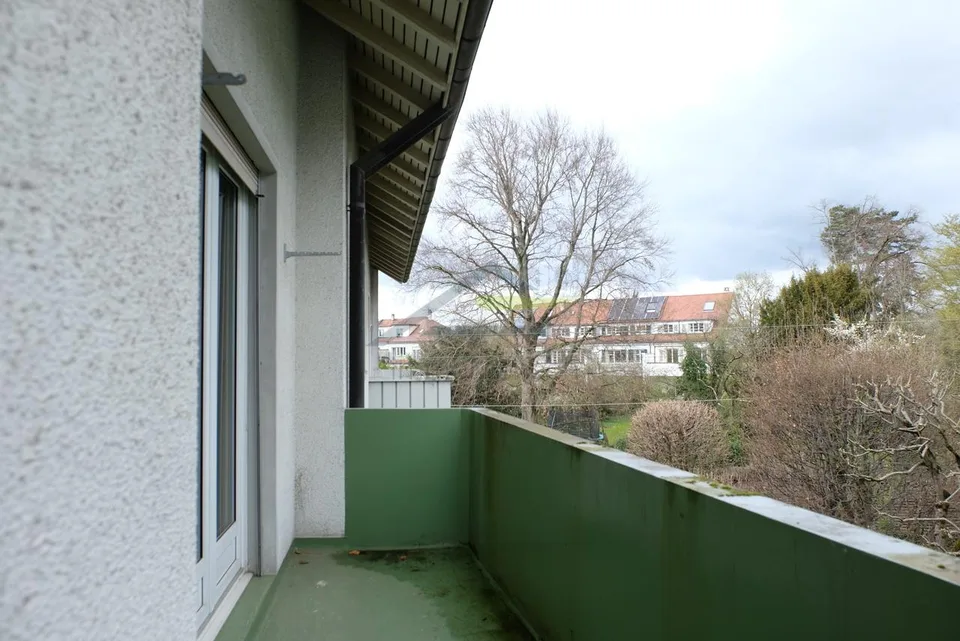 Ampio appartamento di 3,5 stanze in affitto a Riehen