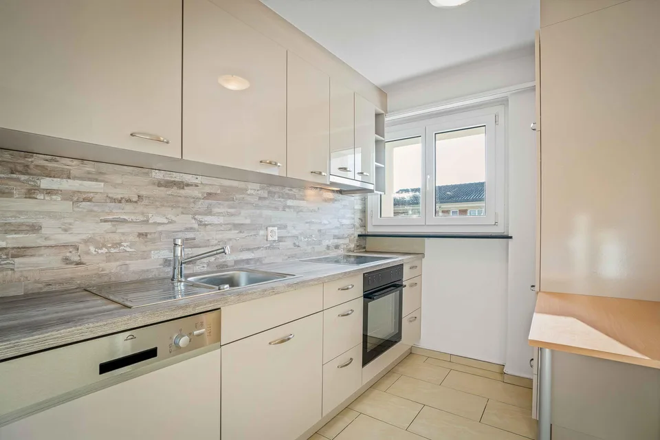 praktische, helle Wohnung in renovierter Liegenschaft