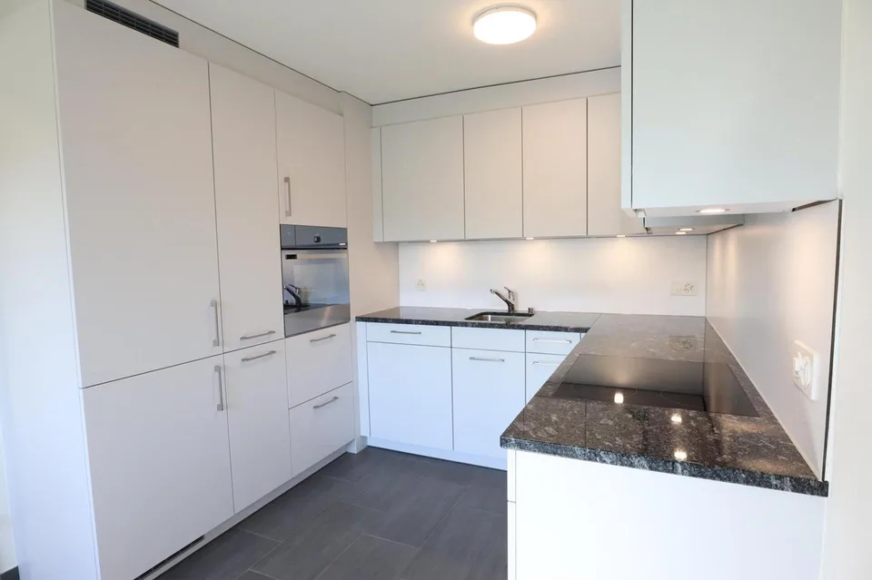 Moderne 3.5-Zimmerwohnung Nähe Gartenbad Aesch