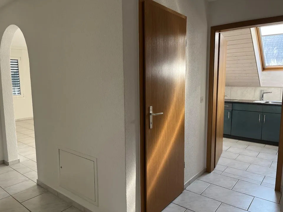 Helle sonnige 4.5 Zimmerwohnung