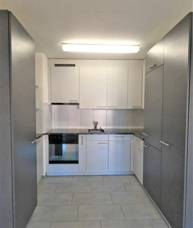 Ihr neuer Lieblingsplatz mit moderner Küche und Balkon