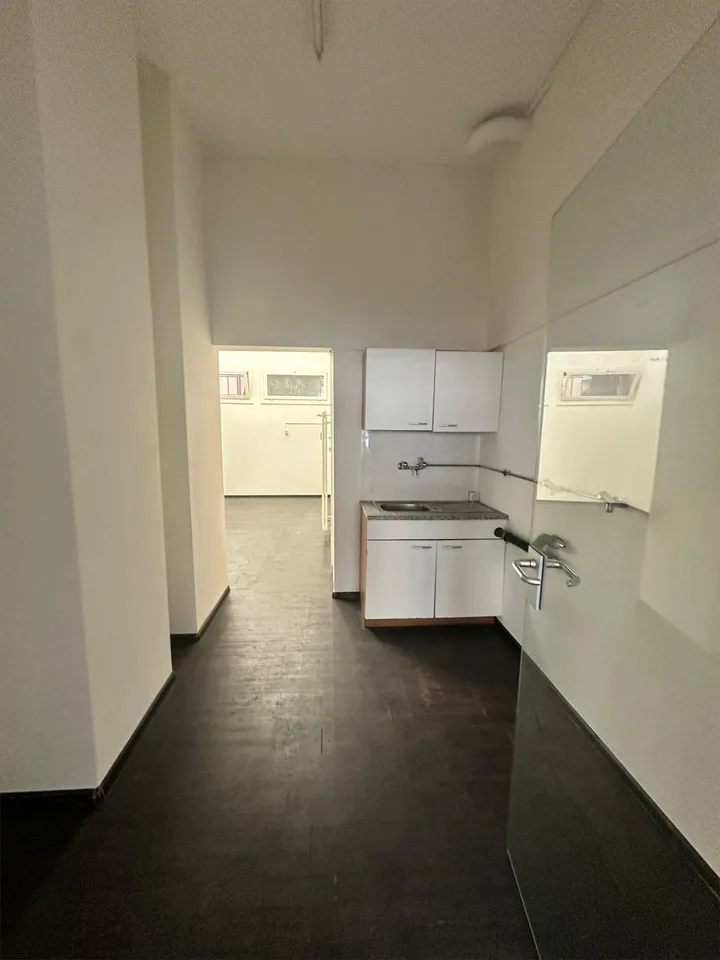 Spannende Gewerbefläche – Verkauf, Büro oder Showroom an bester Lage