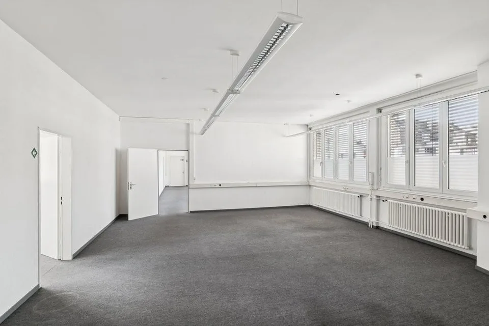 Attraktive Büro- und Gewerberäumlichkeiten in Solothurn! – photo 8 of 13
